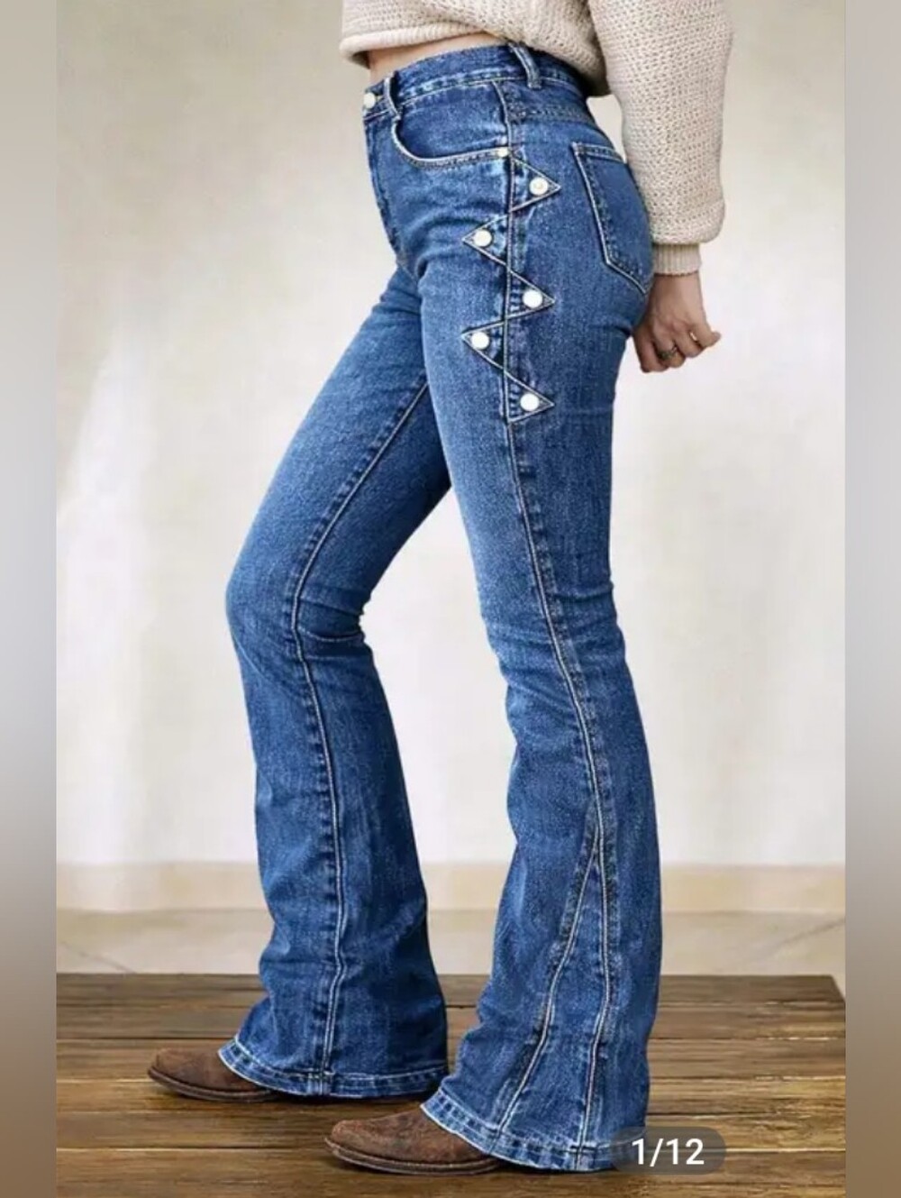 Flamingals Side Stitch Button Detail Mid Rise Boot cut Jeans NWT Medium